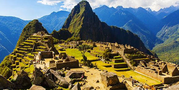 Wander The World: Travel Peru