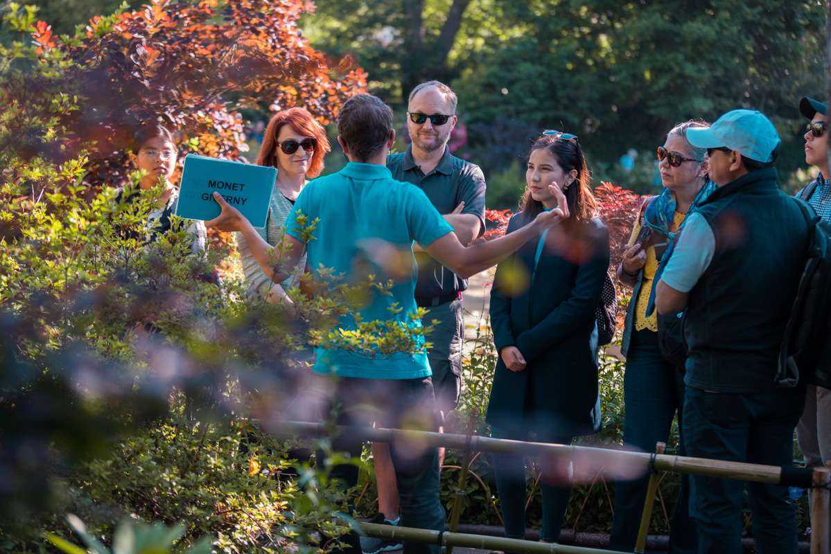 Claude Monet's House and Gardens Tour from Paris**8 Passengers Max**