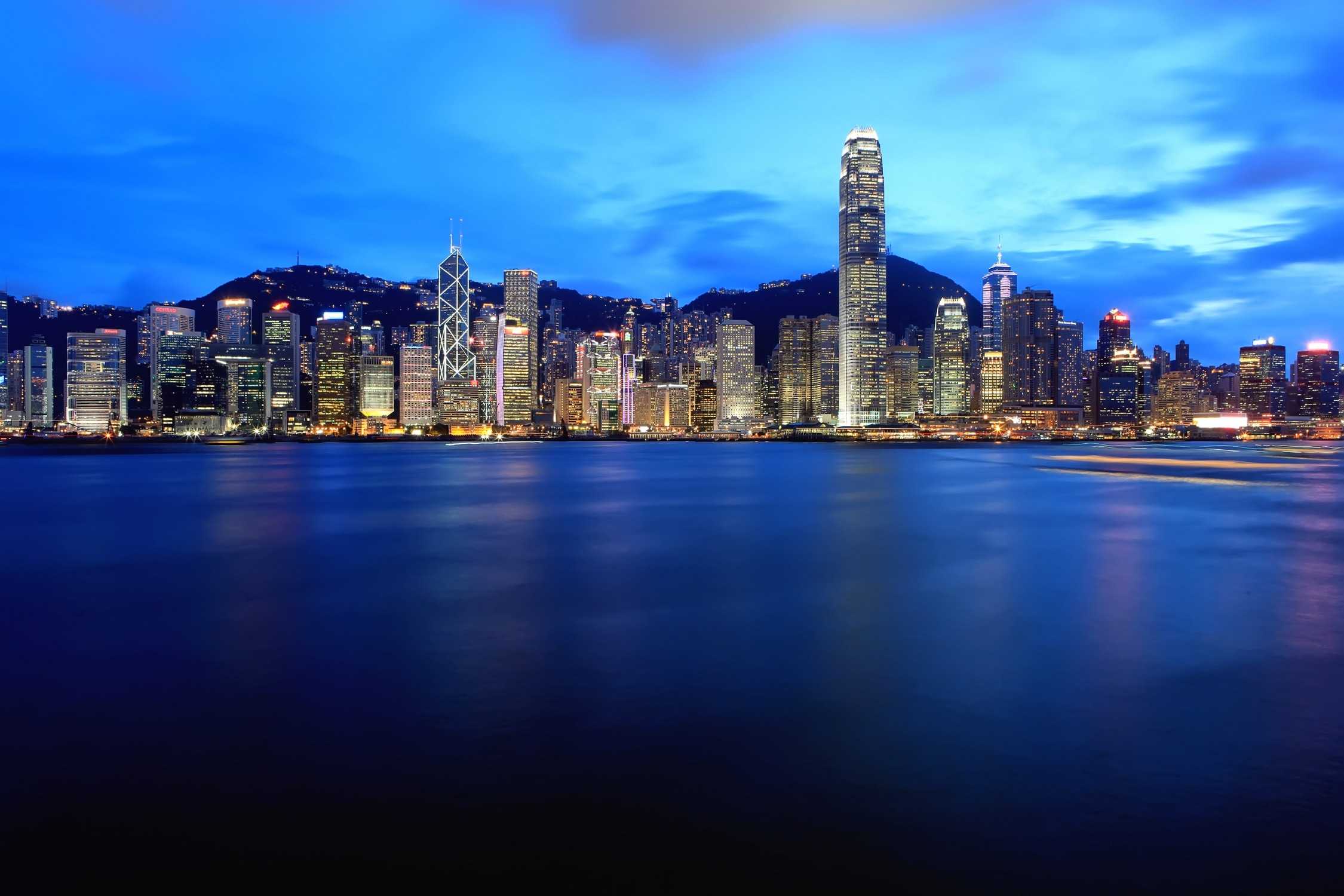 香港+9